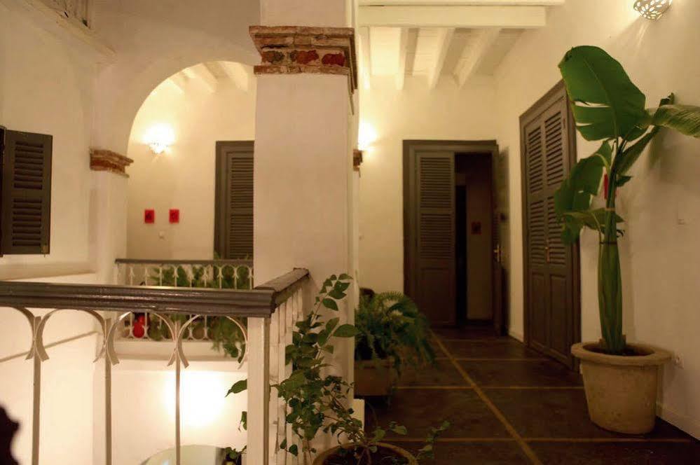 Siki Hotel Saint-Louis Exterior foto
